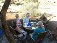 Kaffee trinken mit Rolands Eltern